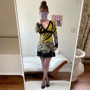 YELLOW BLACK WHITE ORANGE PLUNGING NECK LONG SLEEVE DRESS FLORAL PRINT